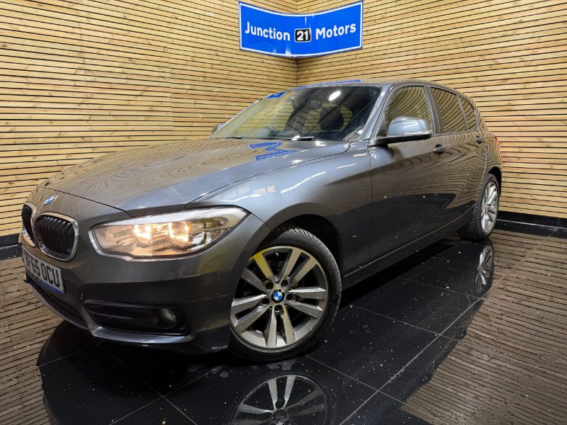 Grey BMW 1 Series 1.6 118i Sport Hatchback 5dr Petrol Manual Euro 6 s/s 136 ps