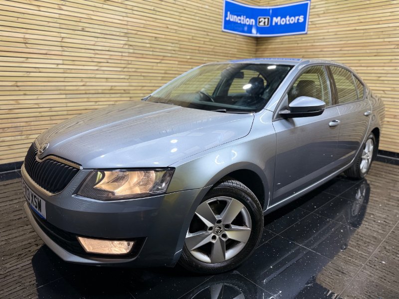 2013 Skoda Octavia Hatchback 1.4 TSI SE Hatchback 5dr Petrol Manual Euro 5 s/s 140 ps